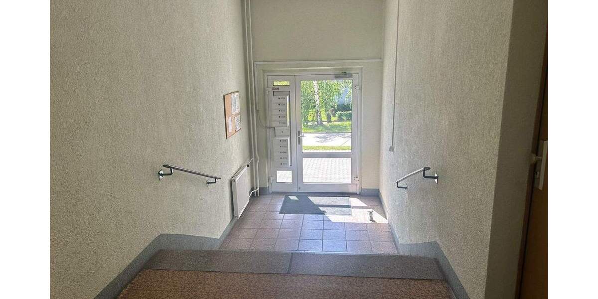 Etagenwohnung Teutschenthal Langenbogen - 2 Zimmer, 55 m&sup2;, 330&euro; | Angebot:26796964