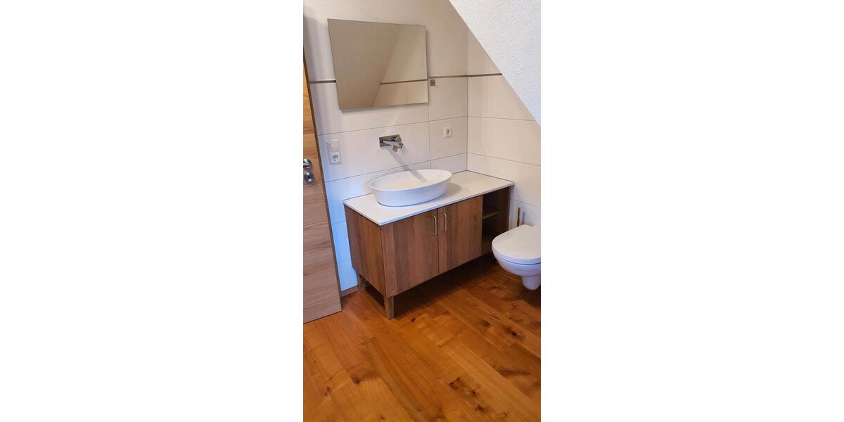 Dachgeschoßwohnung Mudau - 3.5 Zimmer, 99 m&sup2;, 1.000&euro; | Angebot:25721123