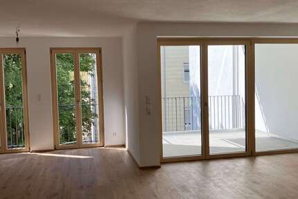 Wohnung Immenstadt - 3 Zimmer, 123 m&sup2;, 1.600&euro; | Angebot:26576062