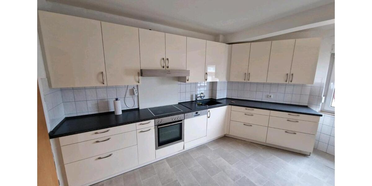 Etagenwohnung Völklingen - 4 Zimmer, 80 m&sup2;, 700&euro; | Angebot:26283695