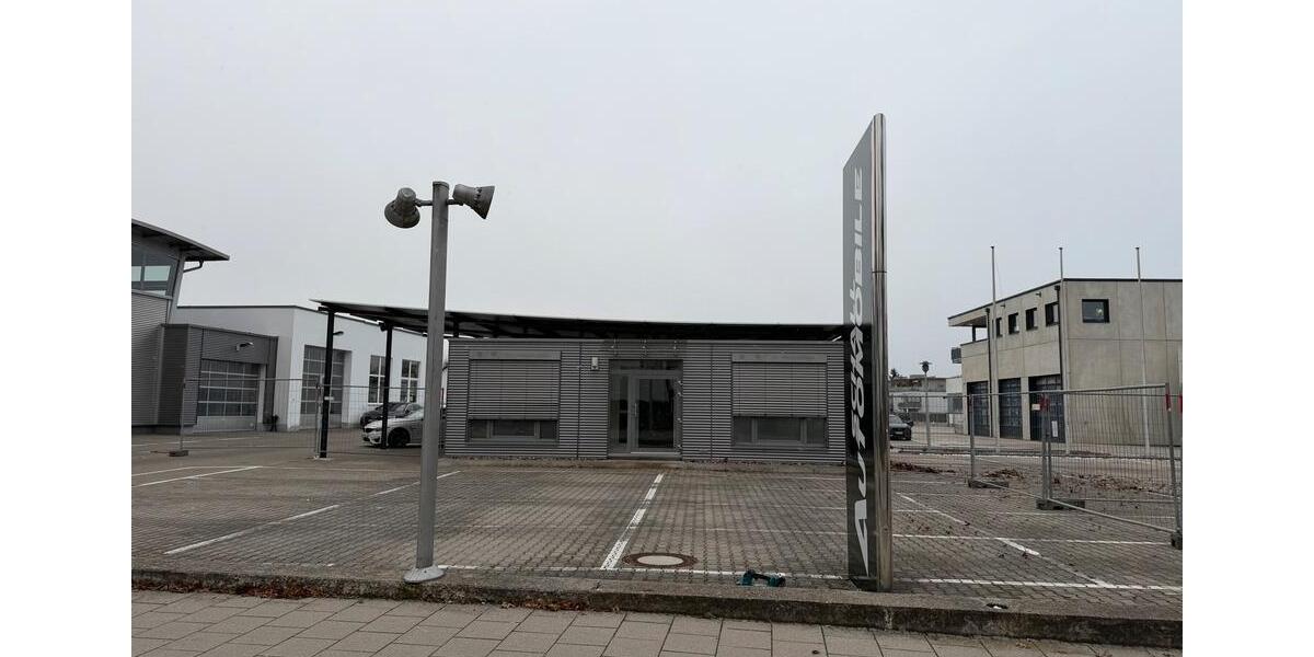 Gewerbeimmobilie Büro Laden Office In Bestlage zimmer