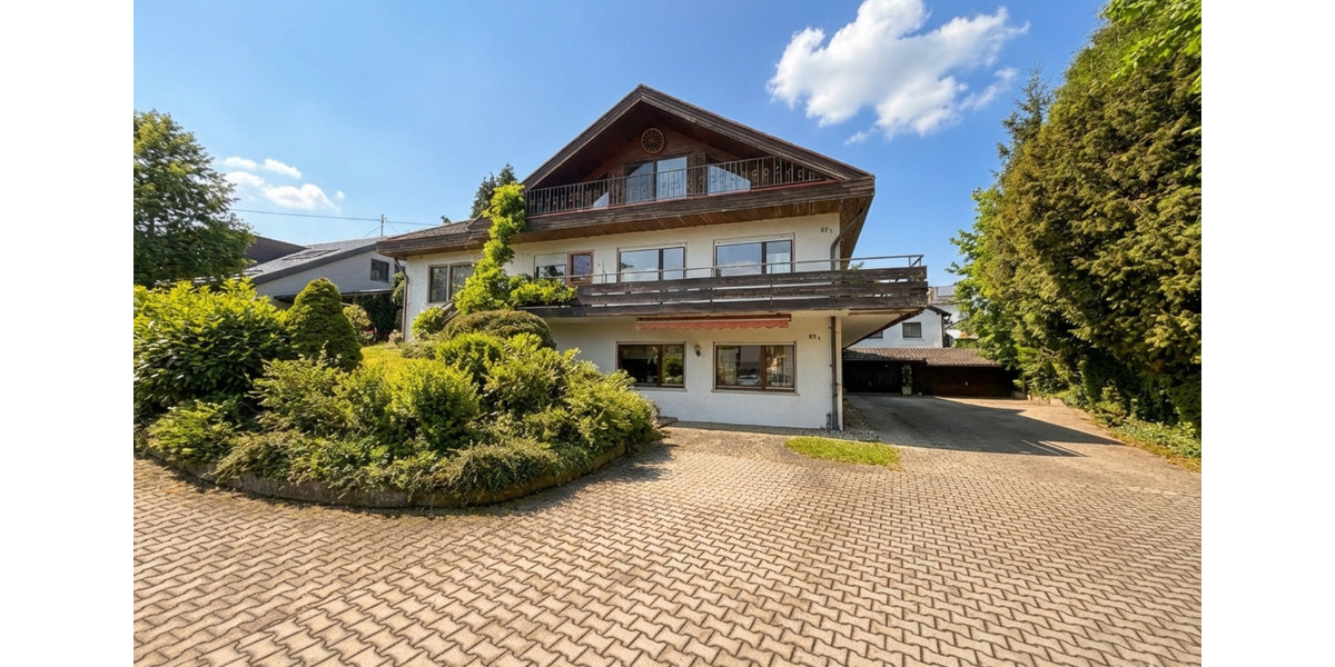 Erdgeschoßwohnung Berg - 8 Zimmer, 239 m&sup2;, 2.100&euro; | Angebot:24698260