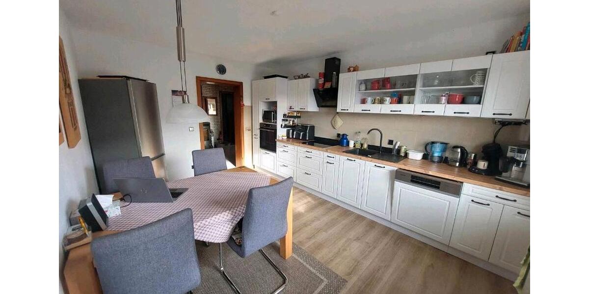 Etagenwohnung Netphen - 3 Zimmer, 110 m&sup2;, 895&euro; | Angebot:26126075