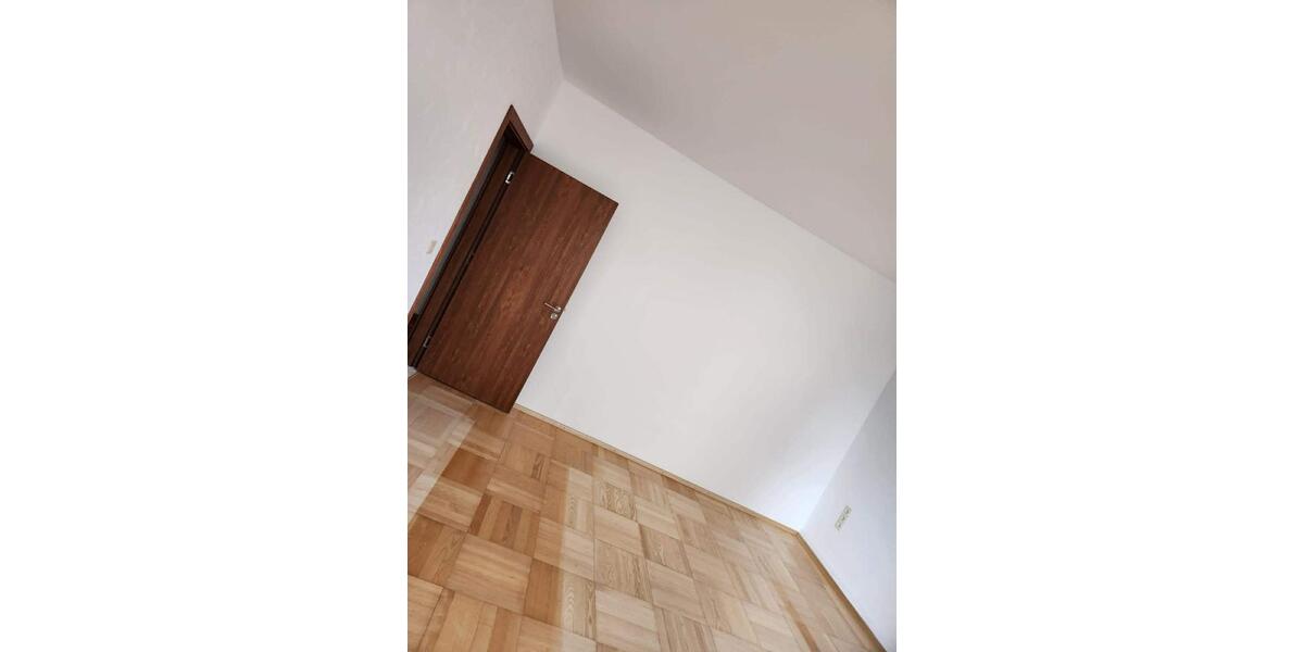Erdgeschoßwohnung Friedberg (Hessen) - 3 Zimmer, 75 m&sup2;, 1.250&euro; | Angebot:26592066