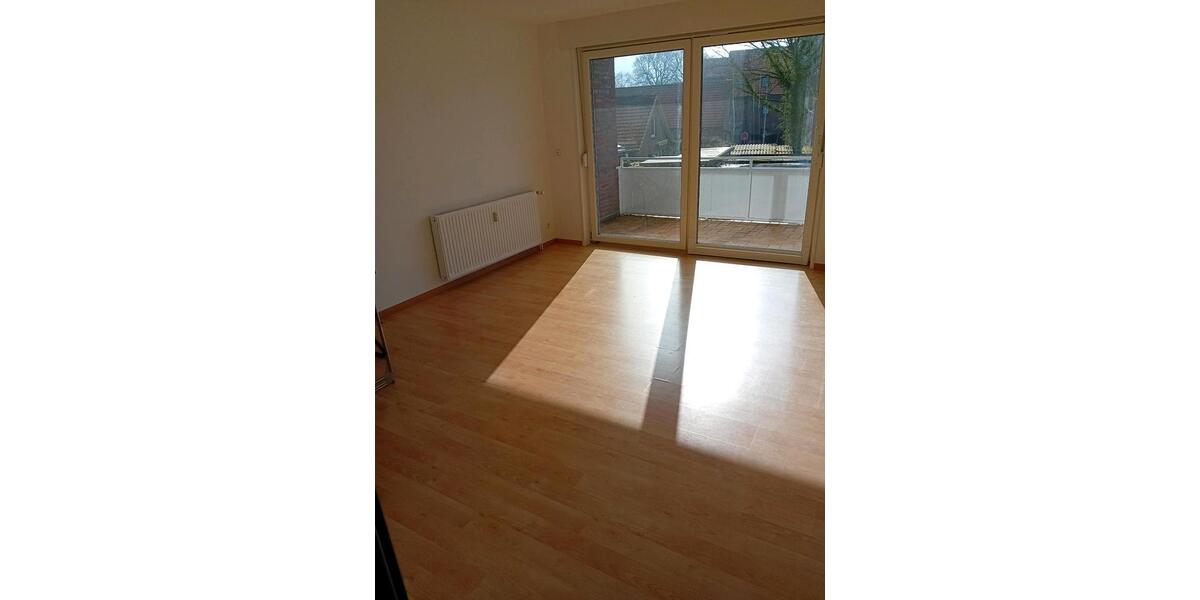 Etagenwohnung Esens - 2 Zimmer, 50 m&sup2;, 700&euro; | Angebot:25233507