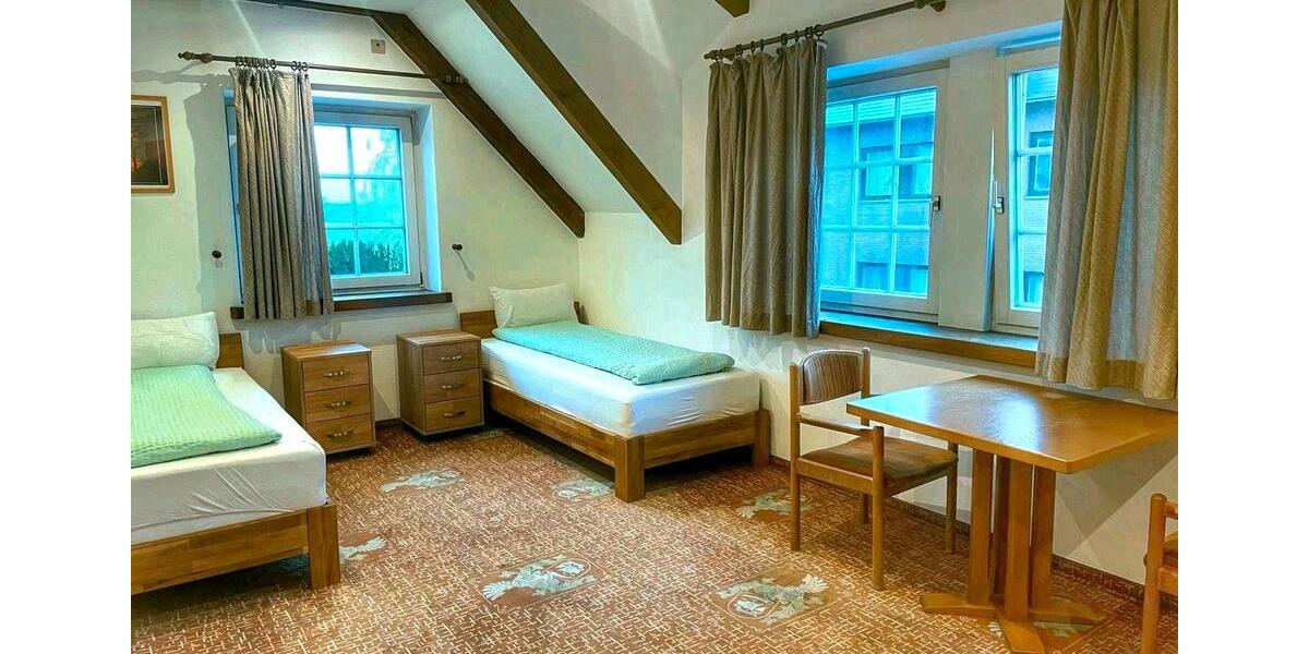 Wohnen auf Zeit Kirchlinteln - 10 Zimmer, 100 m&sup2;, 20&euro; | Angebot:24176654