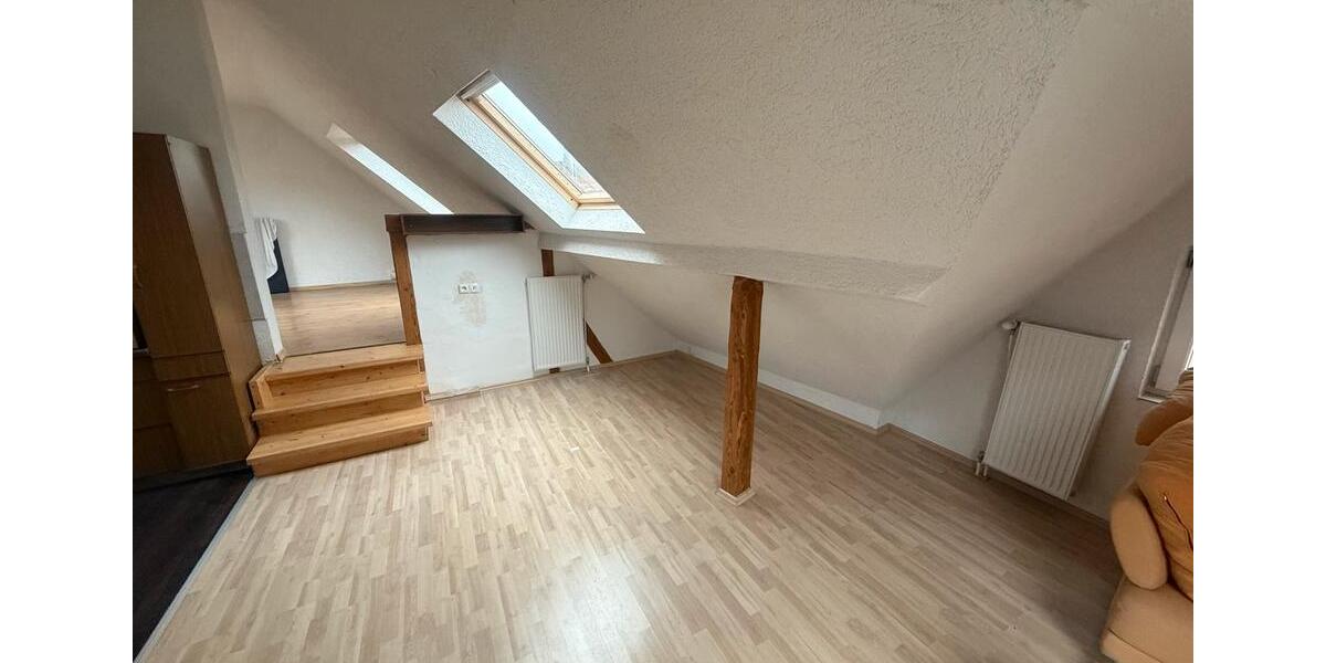 Dachgeschoßwohnung Illingen - 2 Zimmer, 68 m&sup2;, 550&euro; | Angebot:26565137