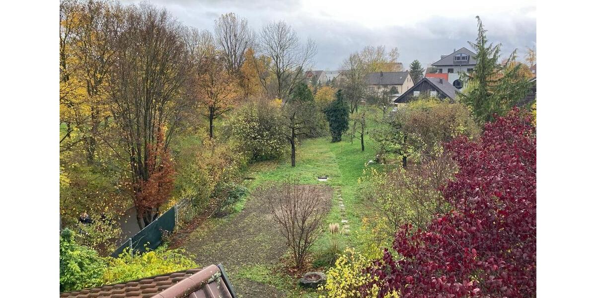 Vermietung: Einfamilienhaus mit großem Garten, zentrale Lage 5 zimmer
