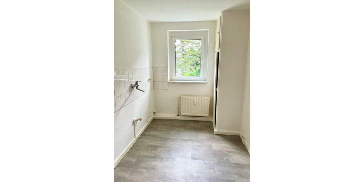 Etagenwohnung Rosenow - 2 Zimmer, 47 m&sup2;, 250&euro; | Angebot:25877119