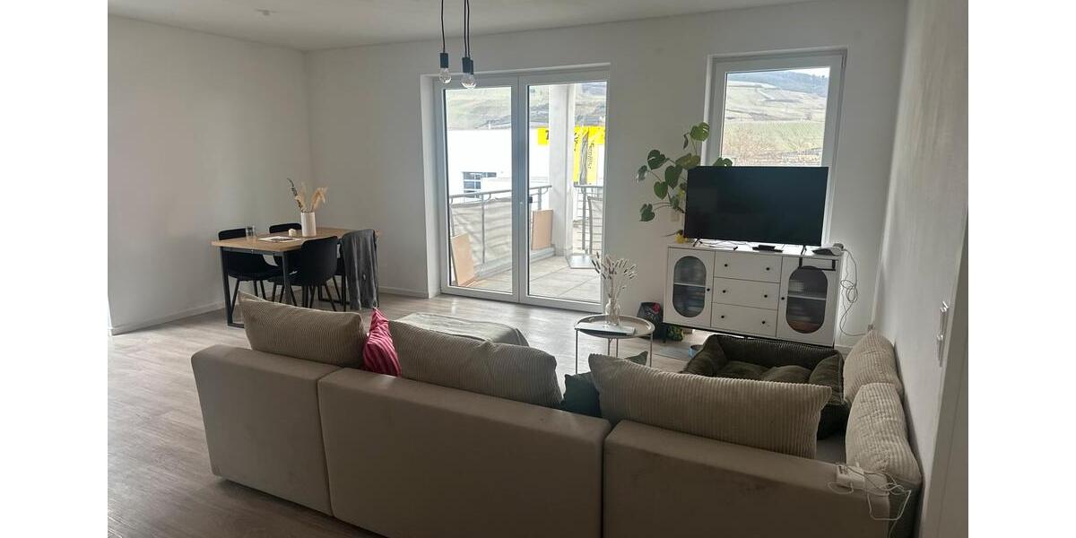 Etagenwohnung Bingen am Rhein - 2 Zimmer, 80 m&sup2;, 900&euro; | Angebot:26621573