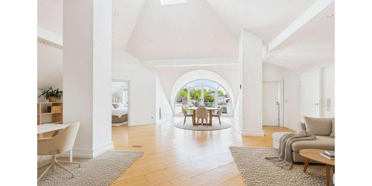 Dachgeschoßwohnung Regensburg Das Dörnberg - 2 Zimmer, 122 m&sup2;, 1.500&euro; | Angebot:26432751