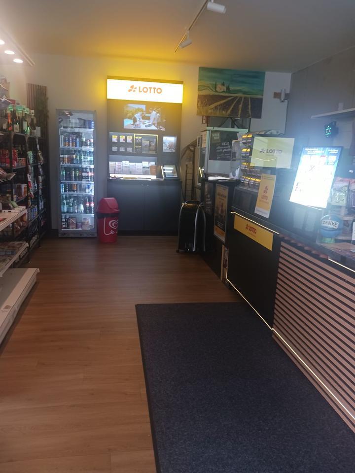 Moderner Kiosk mit langjähriger Kundschaft zu vermieten zimmer