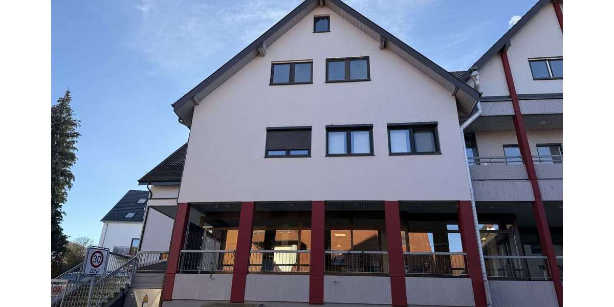Etagenwohnung Bisingen - 3 Zimmer, 93 m&sup2;, 900&euro; | Angebot:24562145