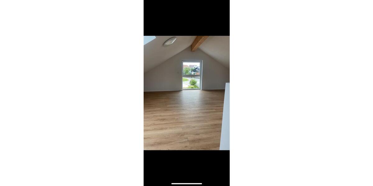 Etagenwohnung Laichingen - 5 Zimmer, 147 m&sup2;, 3.000&euro; | Angebot:24527548