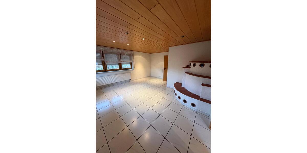 Einfamilienhaus Eutingen im Gäu - 6.5 Zimmer, 130 m&sup2;, 1.350&euro; | Angebot:24744634