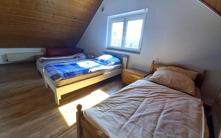 3-Zimmerwohnung mit Wlan, 2 Schlafzimmer, Wohn-Schlafzimmer, Küche, DuscheWc zimmer