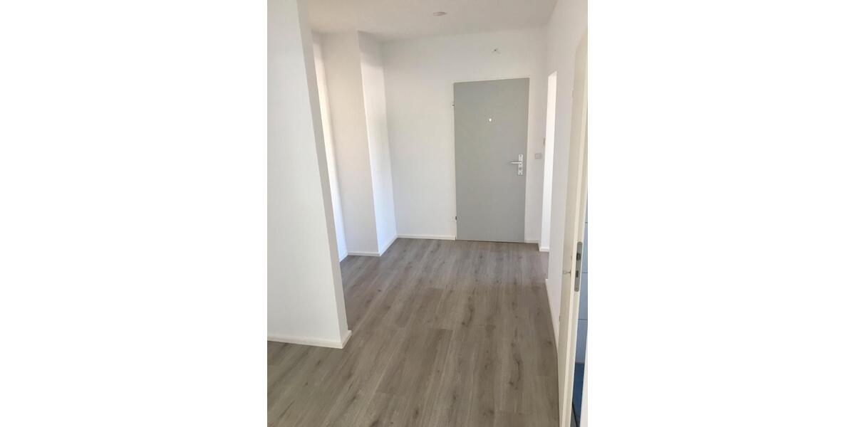 Etagenwohnung Felsberg - 3 Zimmer, 76 m&sup2;, 525&euro; | Angebot:25981873