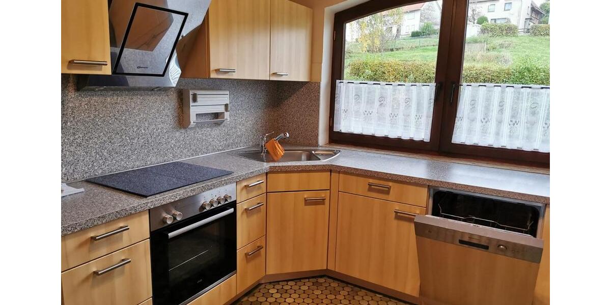 Großzügige 4-Zimmer-Wohnung mit Süd-Balkon in Delliehausen Uslar 4 zimmer