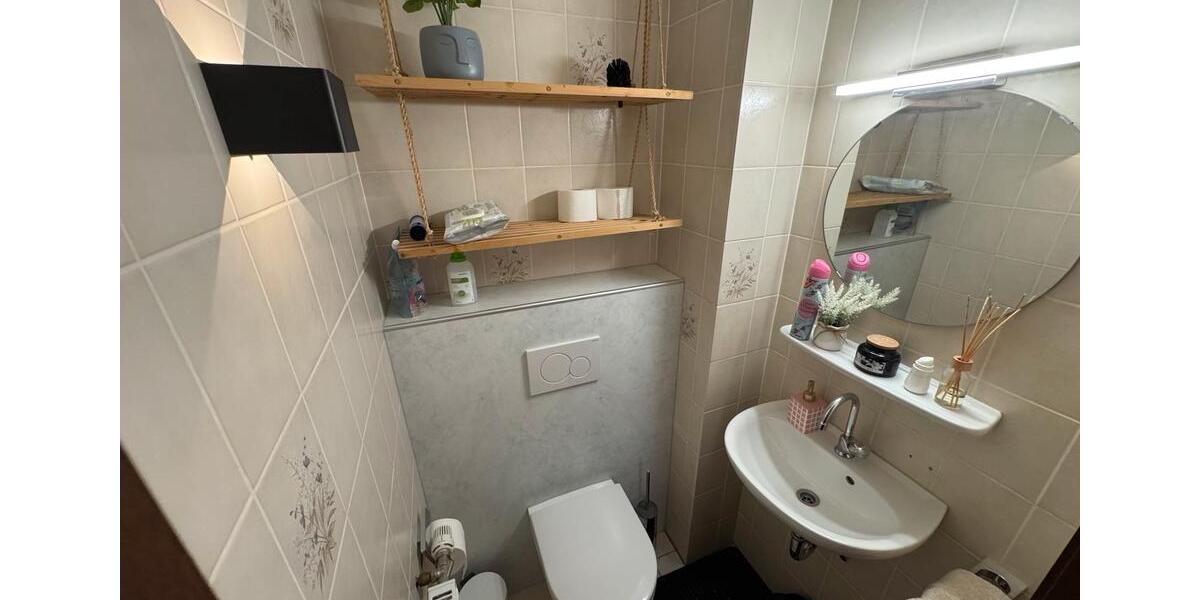 Dachgeschoßwohnung Jünkerath - 3 Zimmer, 90 m&sup2;, 800&euro; | Angebot:26042109