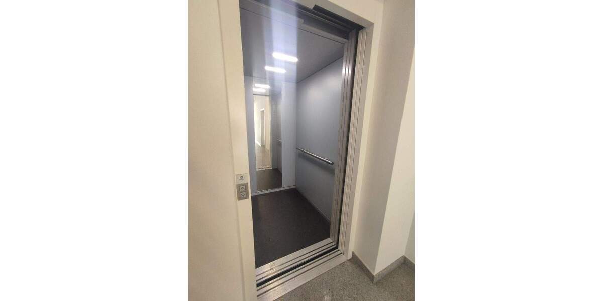 Etagenwohnung Vallendar - 2 Zimmer, 80 m&sup2;, 1.095&euro; | Angebot:25689092