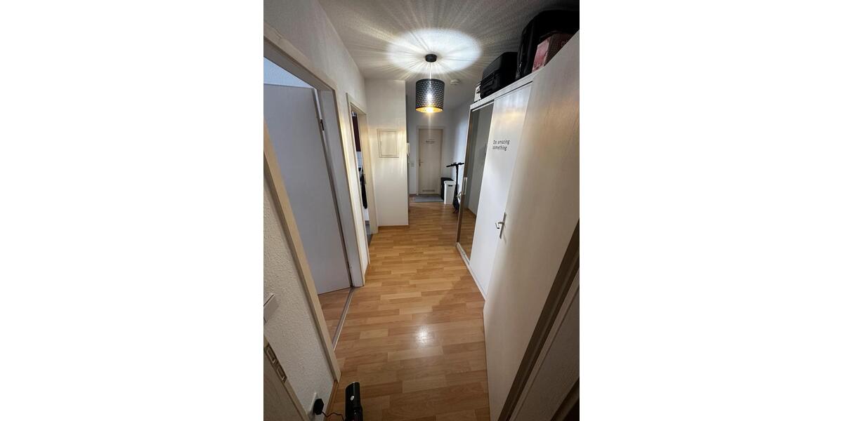 Erdgeschoßwohnung Zwickau - 2 Zimmer, 67 m&sup2;, 435&euro; | Angebot:26021815