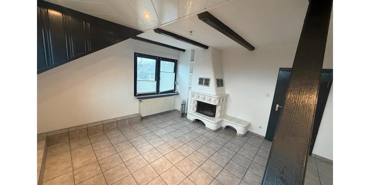 Etagenwohnung Duisburg Rheinhausen - 3 Zimmer, 93 m&sup2;, 1.300&euro; | Angebot:26696745