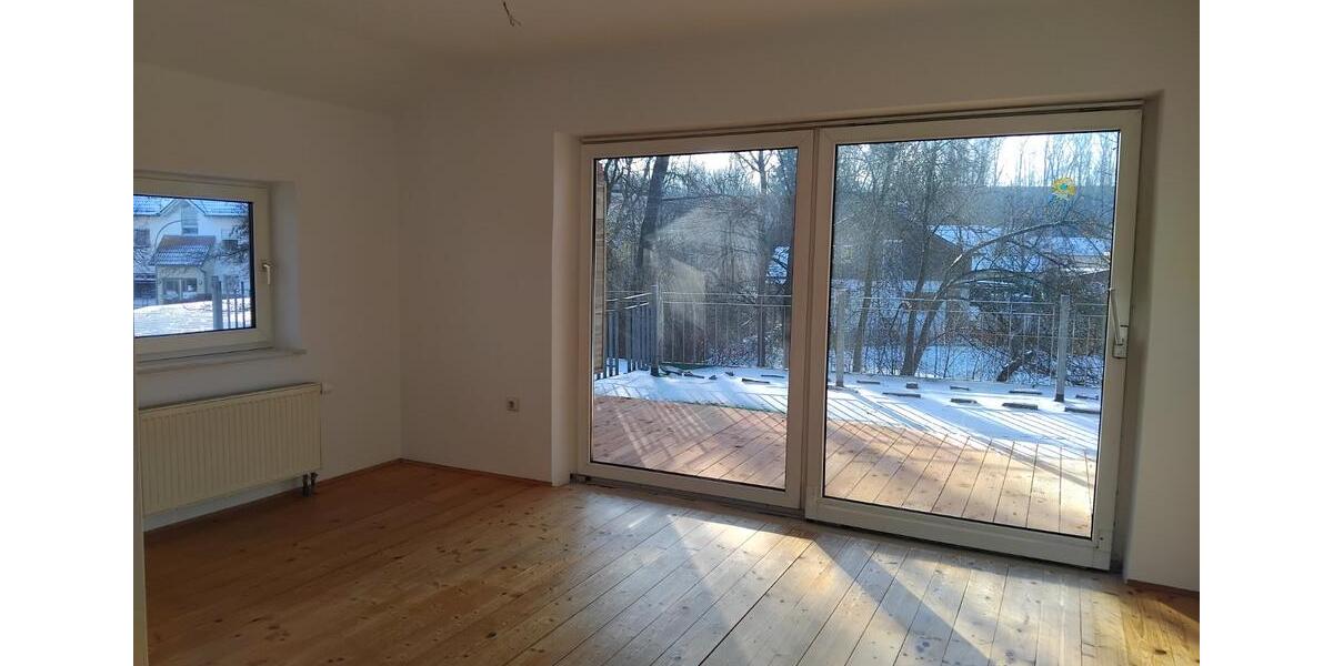 Etagenwohnung Kraiburg am Inn - 5 Zimmer, 120 m&sup2;, 1.250&euro; | Angebot:25896154