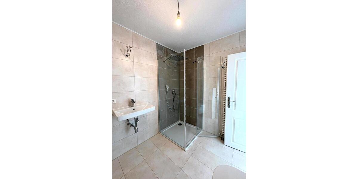 Etagenwohnung Bühl - 4 Zimmer, 91 m&sup2;, 1.145&euro; | Angebot:26101688