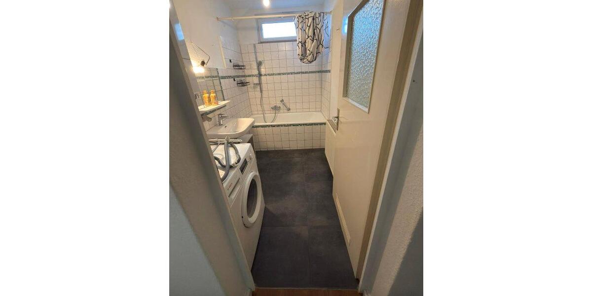 Erdgeschoßwohnung Stuttgart Stuttgart-Ost - 4 Zimmer, 80 m&sup2;, 1.300&euro; | Angebot:26551951