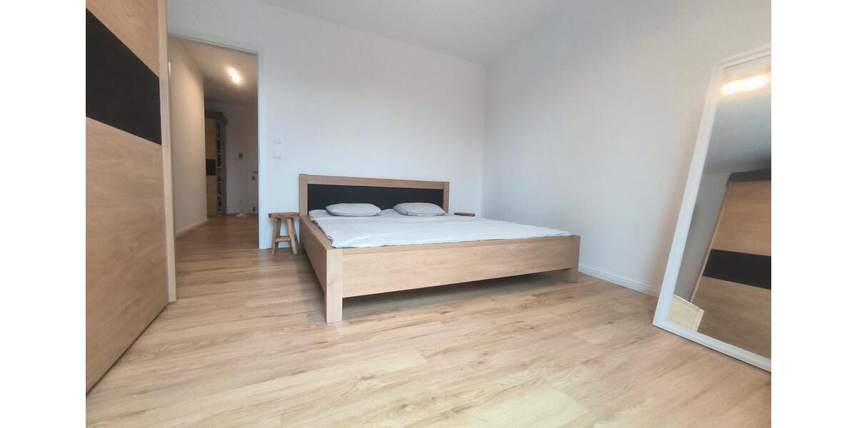 Etagenwohnung Hamburg Altona - 3 Zimmer, 95 m&sup2;, 2.450&euro; | Angebot:26588952