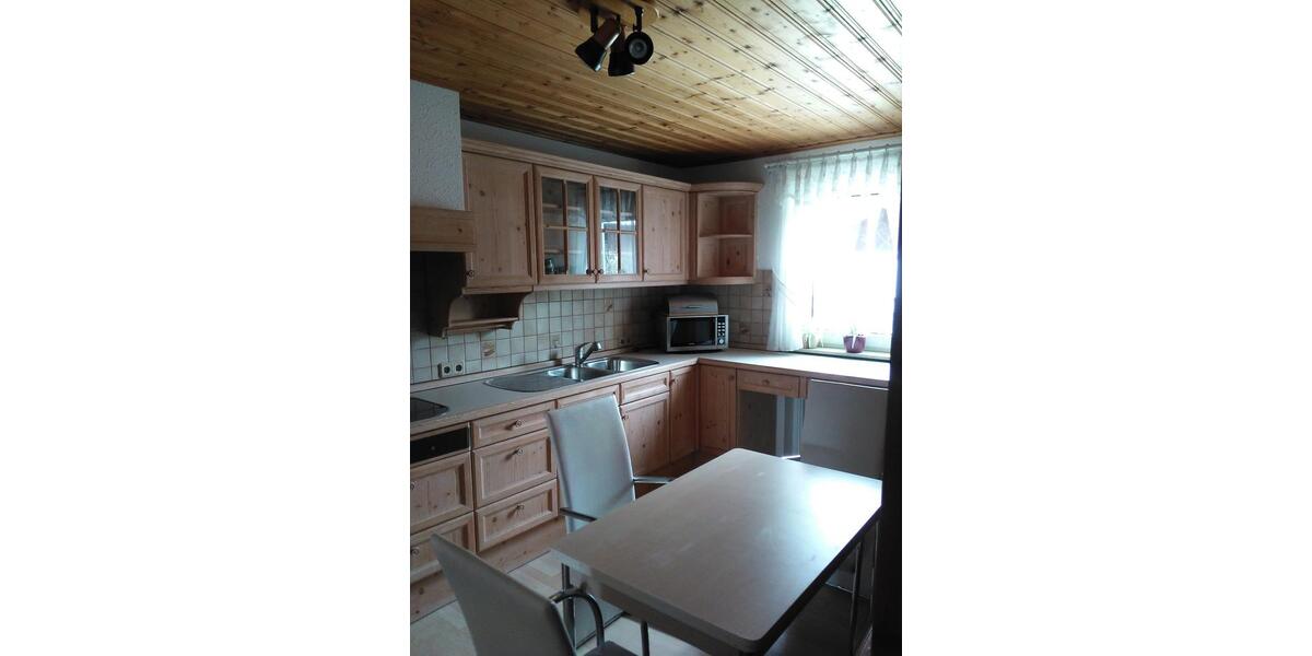 Dachgeschoßwohnung Thurnau - 4 Zimmer, 100 m&sup2;, 650&euro; | Angebot:26036587