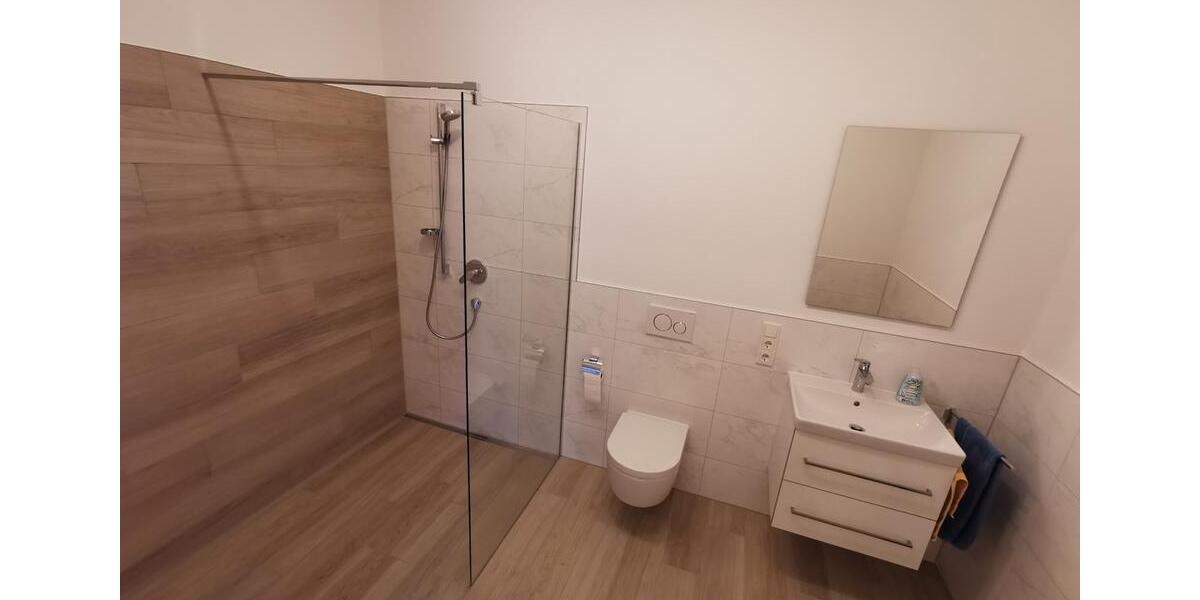 Etagenwohnung Mehring - 2 Zimmer, 86 m&sup2;, 1.150&euro; | Angebot:25649005