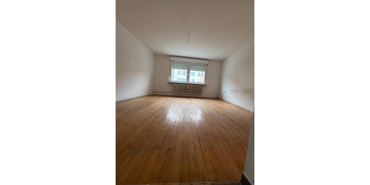 Erdgeschoßwohnung Völklingen - 3 Zimmer, 100 m&sup2;, 850&euro; | Angebot:25539811