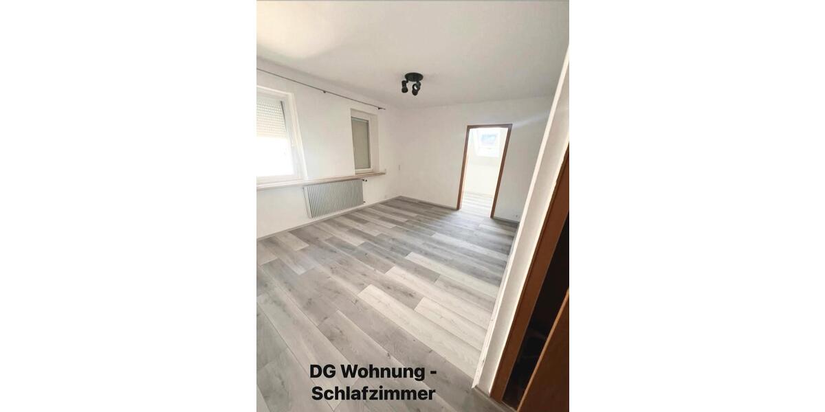 Dachgeschoßwohnung Neustadt bei Coburg - 4.5 Zimmer, 87 m&sup2;, 690&euro; | Angebot:25879216