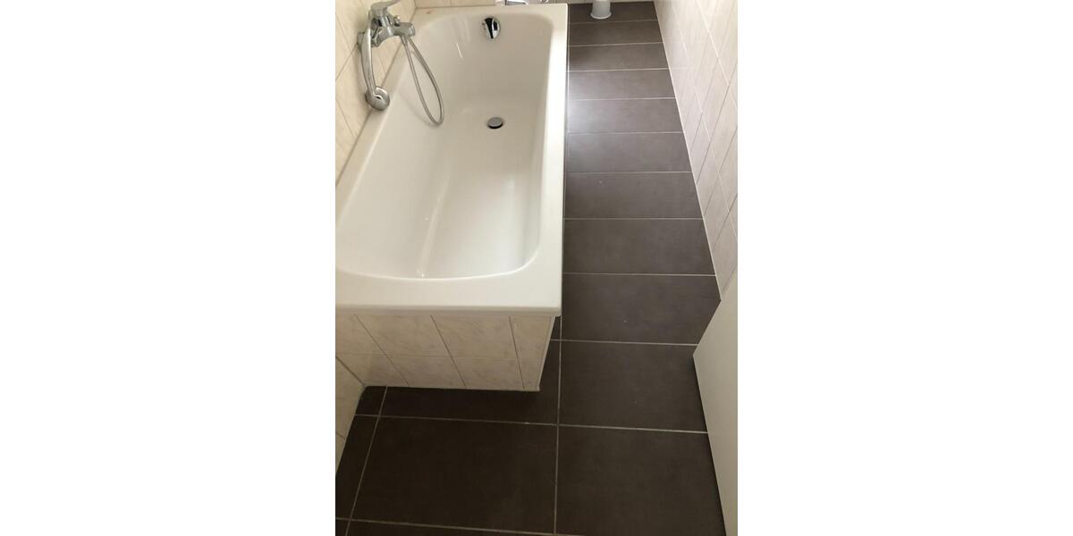 Etagenwohnung Löbau - 4 Zimmer, 69 m&sup2;, 379&euro; | Angebot:22712065