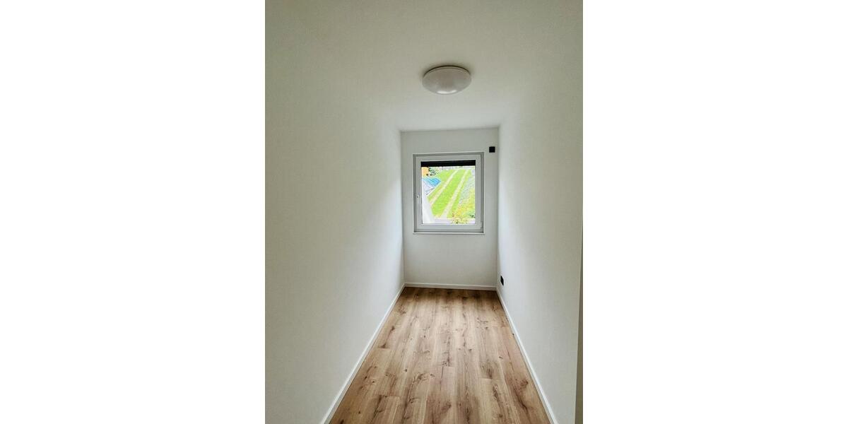 Würdinghausen: Exklusive Whg. mit Loggia und Fahrstuhl WARM zu vermieten! 2 zimmer