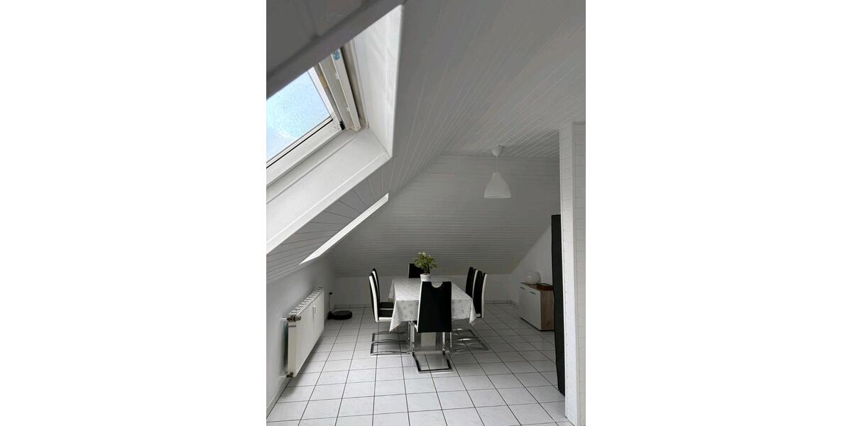 Dachgeschoßwohnung Monzelfeld - 4 Zimmer, 85 m&sup2;, 680&euro; | Angebot:25976014