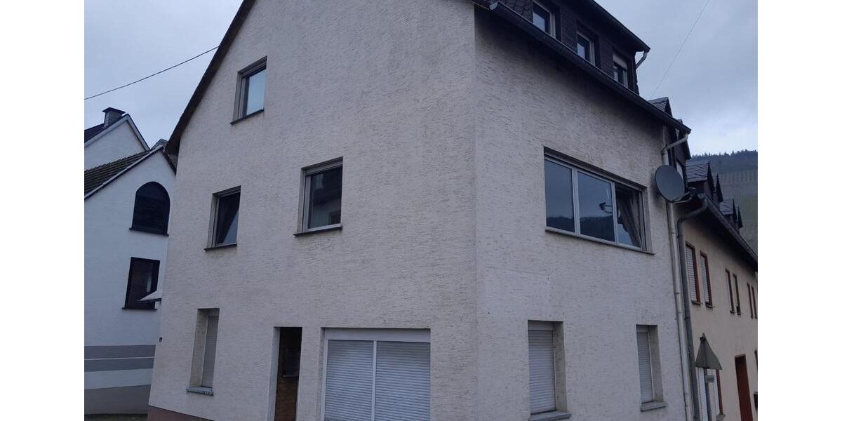Etagenwohnung Bernkastel-Kues Kues - 3 Zimmer, 90 m&sup2;, 675&euro; | Angebot:24660183