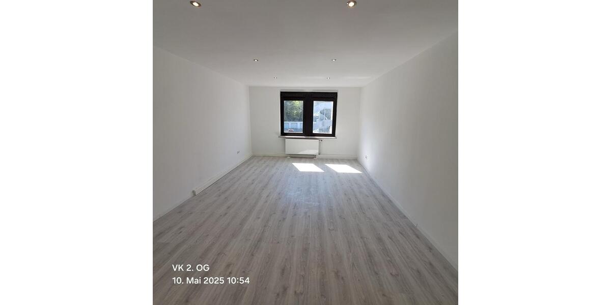 Etagenwohnung Völklingen - 4 Zimmer, 110 m&sup2;, 900&euro; | Angebot:24887859