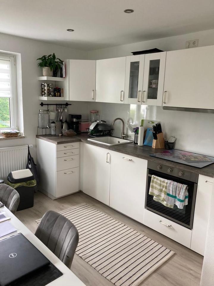 Schöne 3,5 Zimmerwohnung mit Garten in Regensburg-Süd
