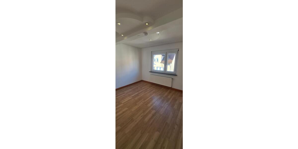 Dachgeschoßwohnung Geislingen an der Steige - 2 Zimmer, 55 m&sup2;, 750&euro; | Angebot:25225390