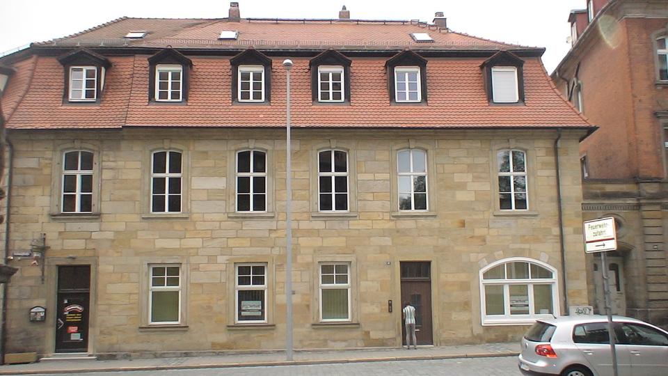 Dachgeschoßwohnung Bayreuth City - 5 Zimmer, 135 m&sup2;, 1.390&euro; | Angebot:24998496