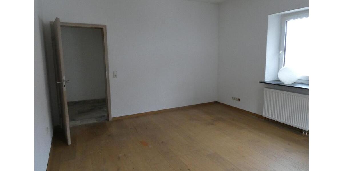 Etagenwohnung Pegnitz - 4 Zimmer, 115 m&sup2;, 800&euro; | Angebot:24867823