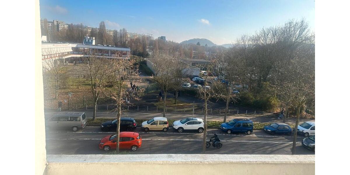 Etagenwohnung Saarbrücken - 2 Zimmer, 67 m&sup2;, 650&euro; | Angebot:26554505