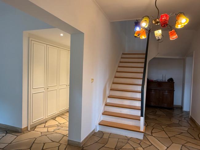 Erdgeschoßwohnung Duisburg Rheinhausen - 7 Zimmer, 211 m&sup2;, 2.000&euro; | Angebot:25962714