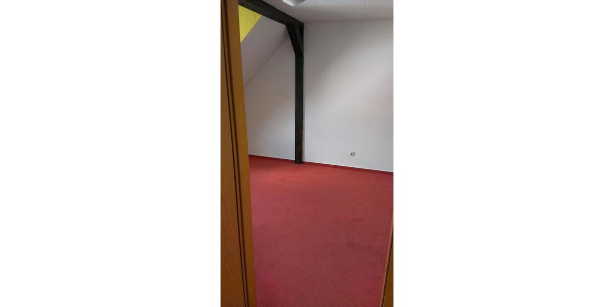 Dachgeschoßwohnung Dessau-Roßlau Dessau - 3 Zimmer, 56 m&sup2;, 395&euro; | Angebot:26615550