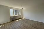 **LuxusWohnung mit Balkon !!**