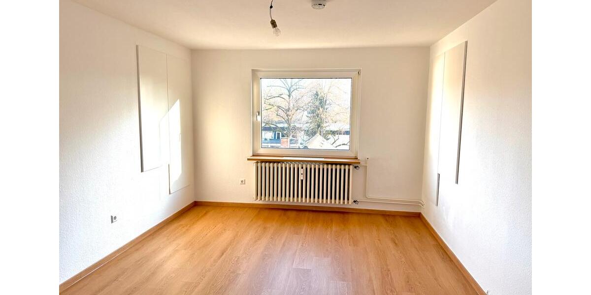 Dachgeschoßwohnung Berlin Steglitz-Zehlendorf - 2 Zimmer, 62 m&sup2;, 1.400&euro; | Angebot:26249335