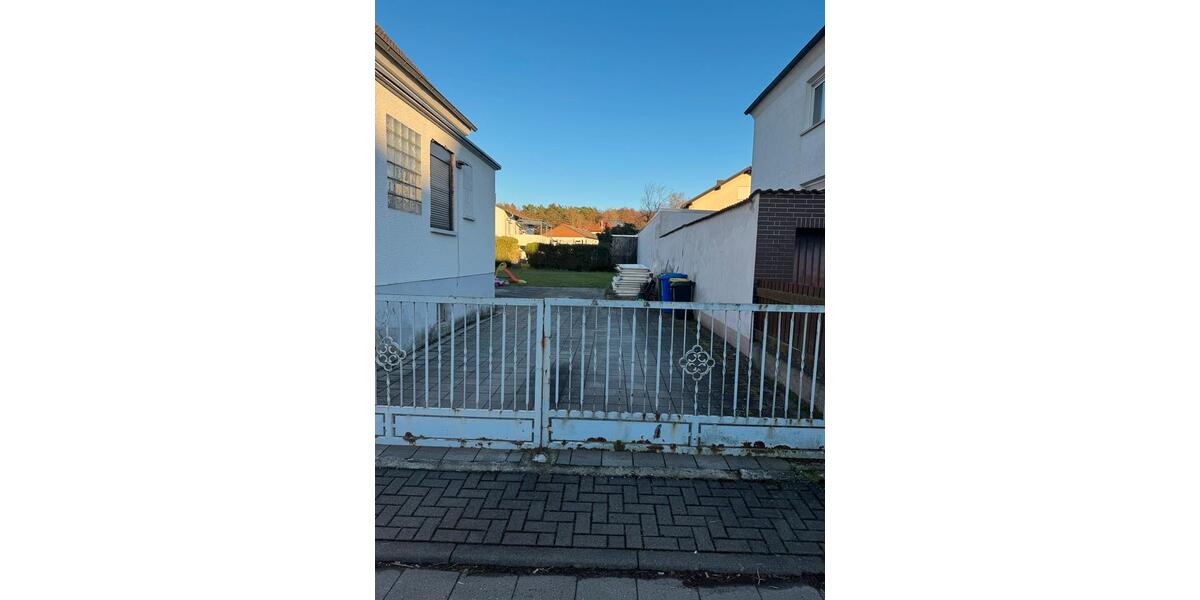 Wohnen auf Zeit Staufenberg - 4 Zimmer, 120 m&sup2;, 350&euro; | Angebot:25638958