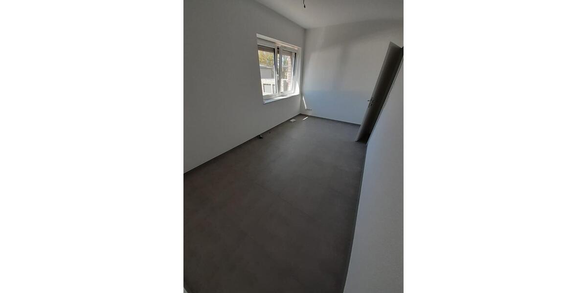 Etagenwohnung Steinfeld (Oldenburg) - 4 Zimmer, 100 m&sup2;, 1.420&euro; | Angebot:26379901
